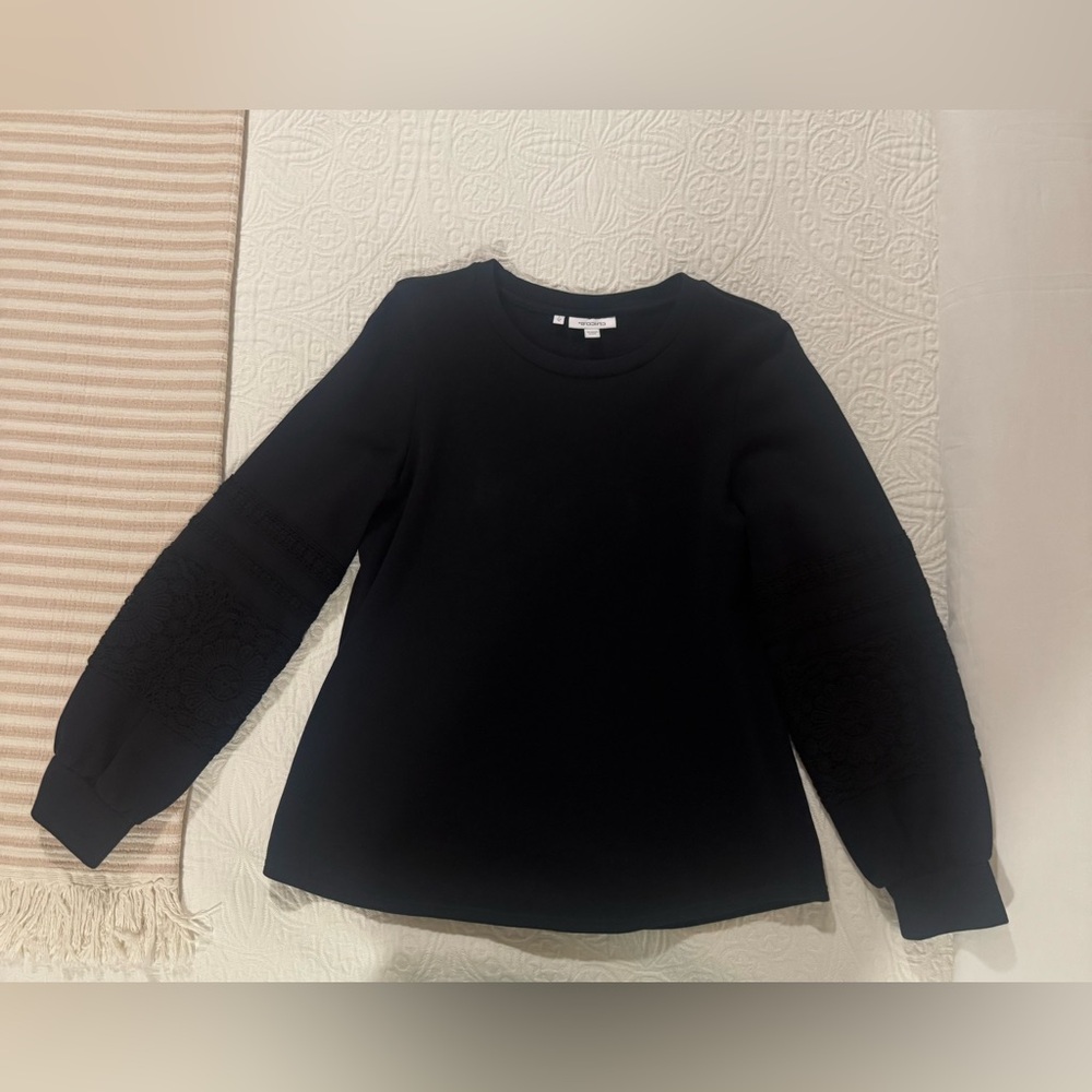 Chico's Black Sweatshirt Lace Trim Sleeves Size 1 (8 Medium) French Terry in EUC